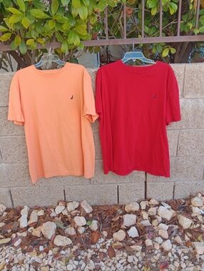 2 Nautica Tees Mens XXL Pre-owned Red & Salmon